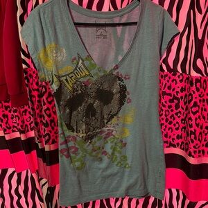 women’s tap out shirt